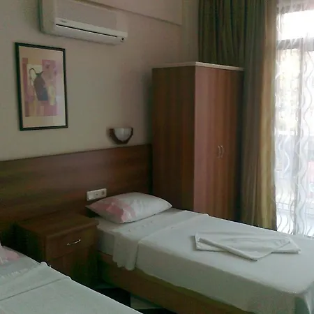 Turkuaz Hotel Marmaris * 투룬치